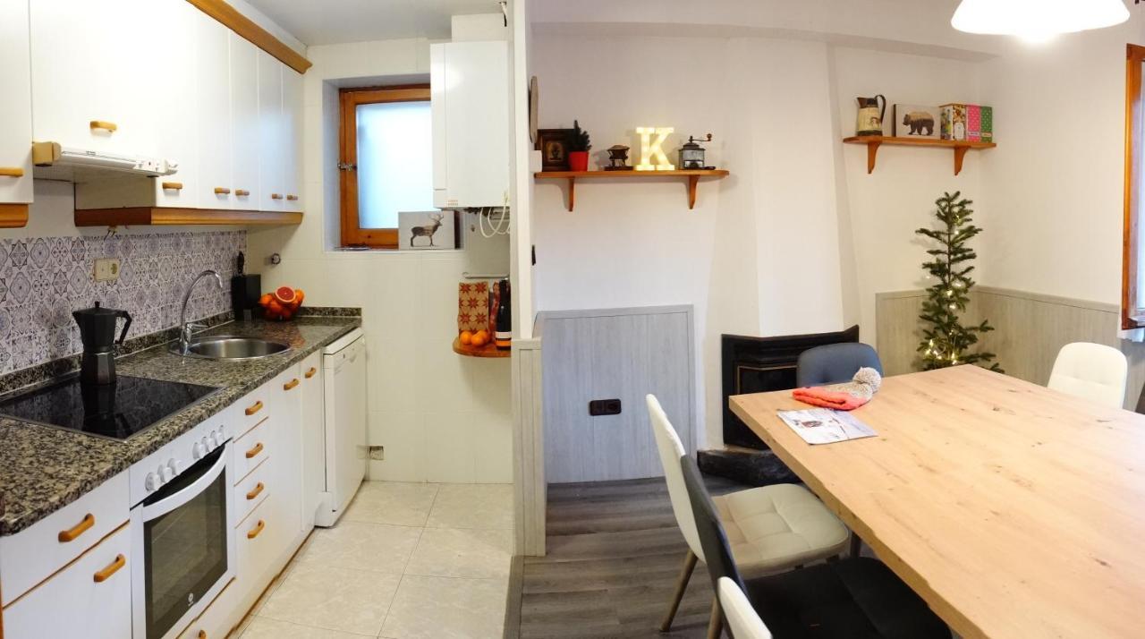 Вилла Cirjuana, Casa En El Centro Con Agradable Jardin Y Barbacoa By Pirineos 360 Бьескас Экстерьер фото