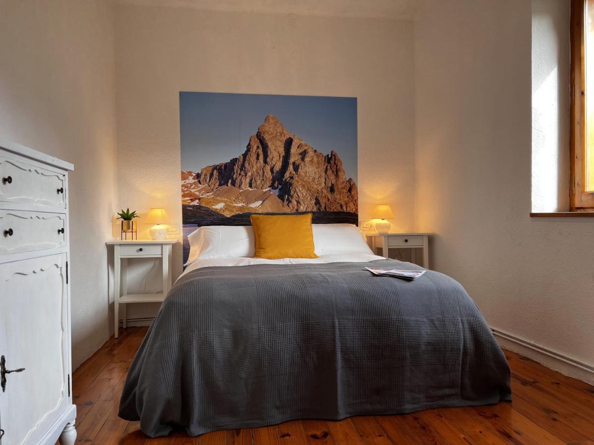 Вилла Cirjuana, Casa En El Centro Con Agradable Jardin Y Barbacoa By Pirineos 360 Бьескас Экстерьер фото