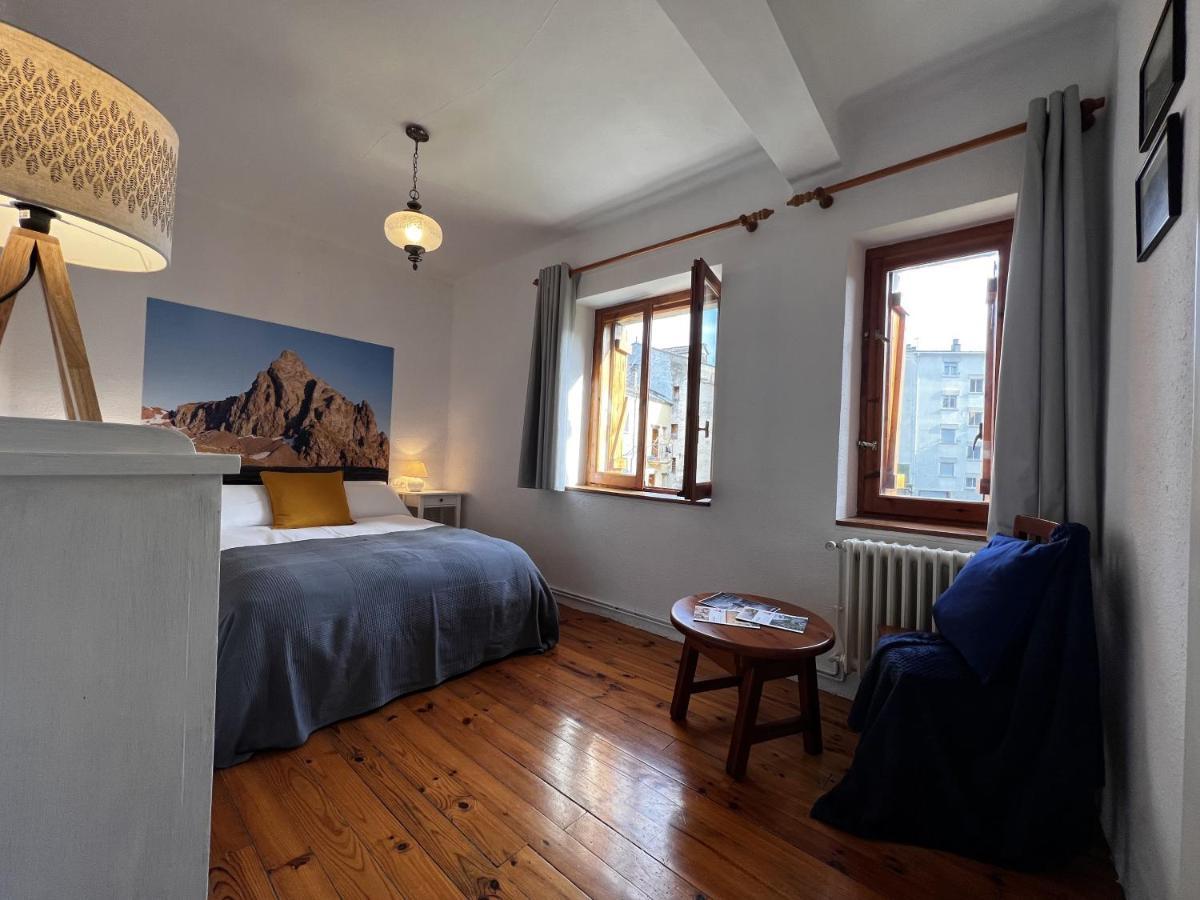 Вилла Cirjuana, Casa En El Centro Con Agradable Jardin Y Barbacoa By Pirineos 360 Бьескас Экстерьер фото