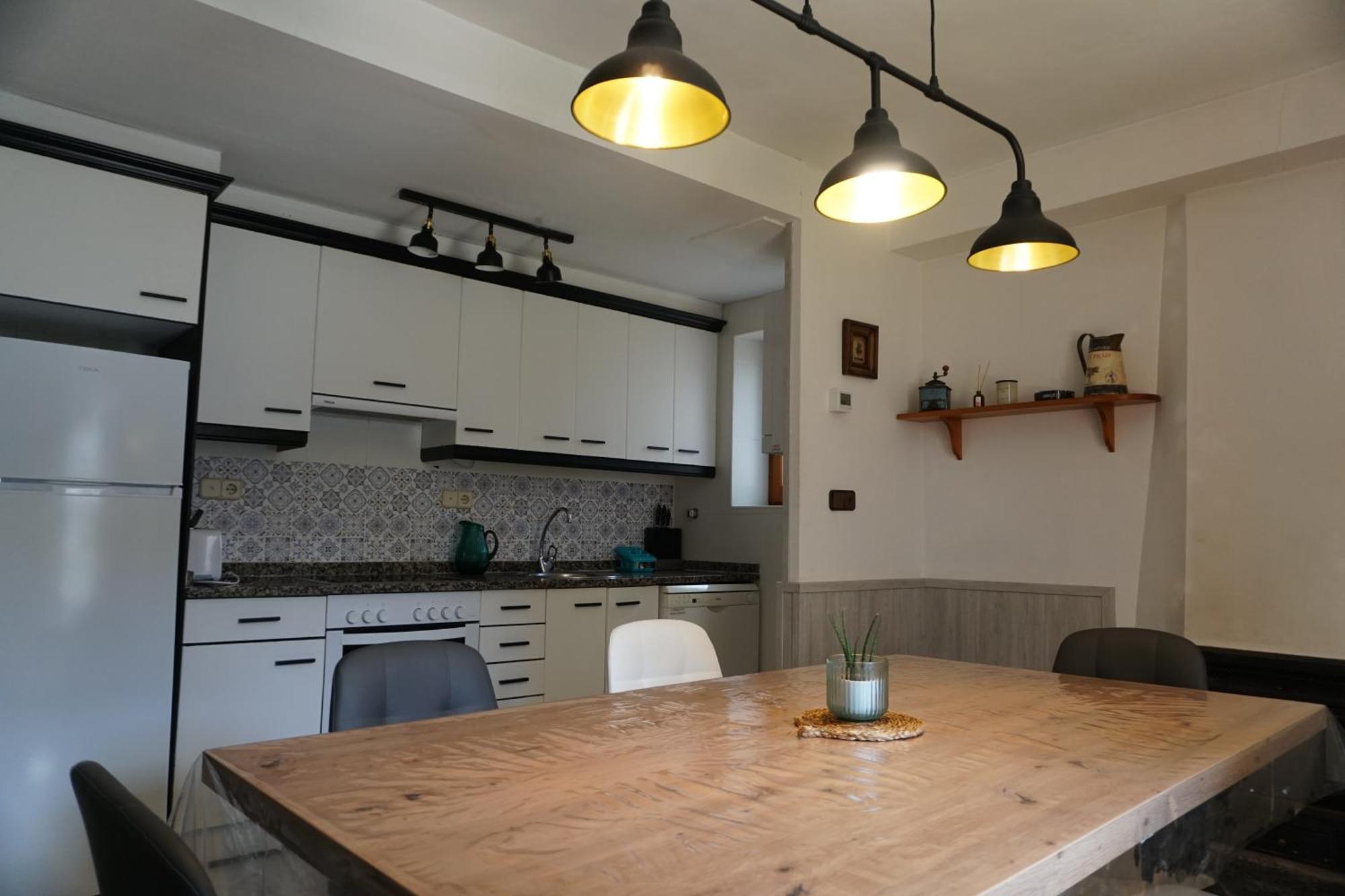 Вилла Cirjuana, Casa En El Centro Con Agradable Jardin Y Barbacoa By Pirineos 360 Бьескас Экстерьер фото
